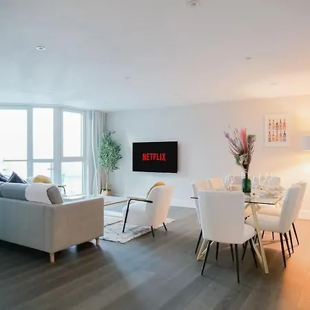 Apartamento Vista Haven: A Short Let Retreat Londres Exterior foto