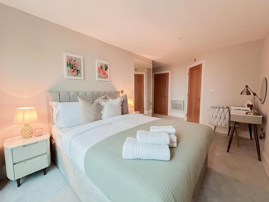 Vista Haven: A Short Let Retreat Apartamento Londres